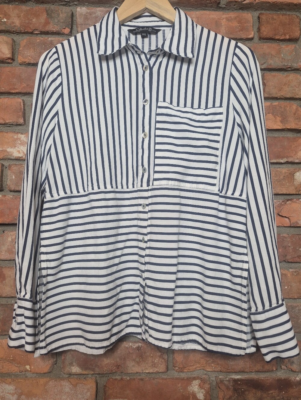 Charlie B Linen Blend Mixed Stripe Button Front Shirt Navy White Small